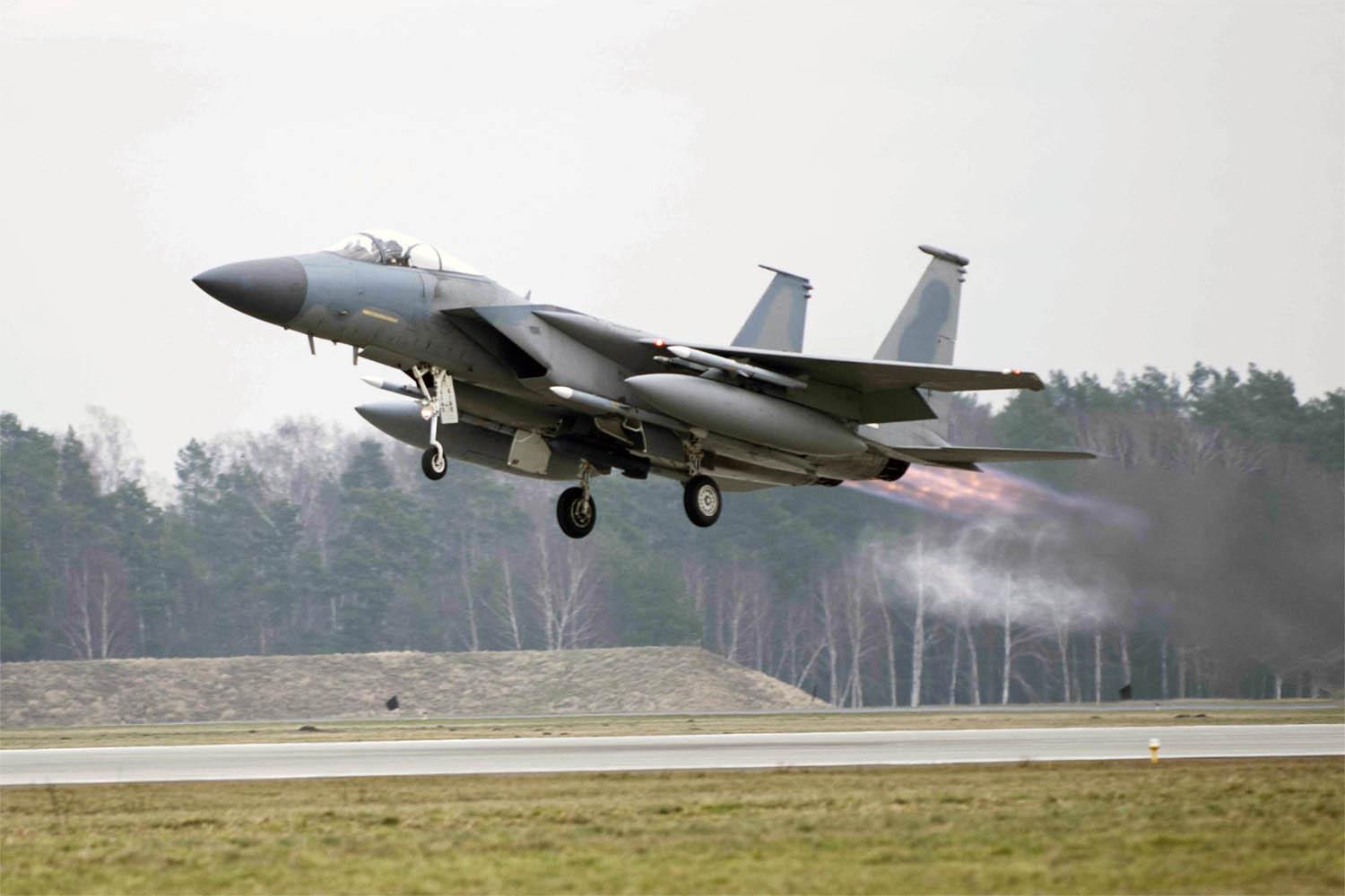 F-15 fighter jet