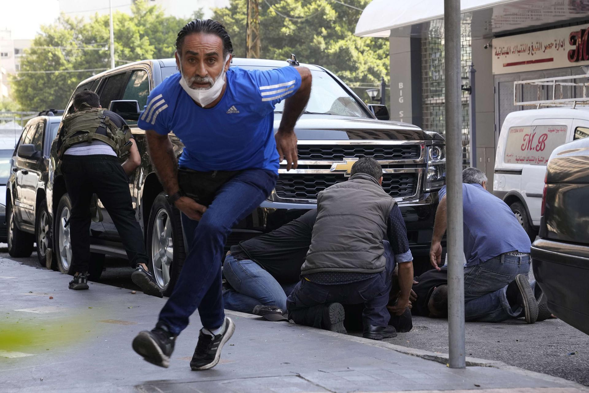 احداث الطيونة كانت ستؤدي بلبنان الى نزاع داخلي جديد