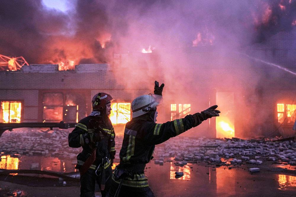 روسيا تواصل قصف مدن أوكرانية بلا هوادة  