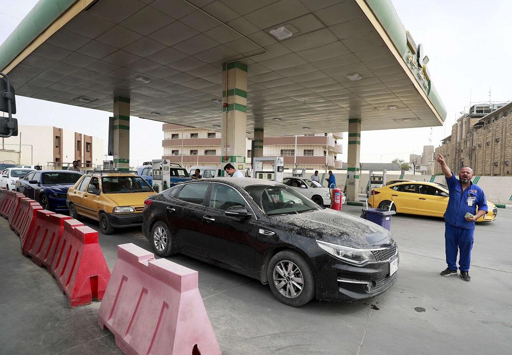 العراق يشهد أزمات طاقة متكررة مع نقص متقطع في البنزين في مناطق معينة