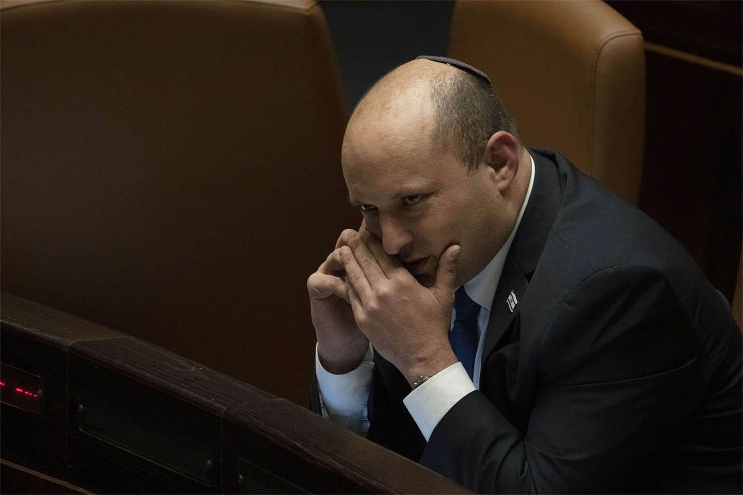 Growing pressure on Naftali to save the coalition