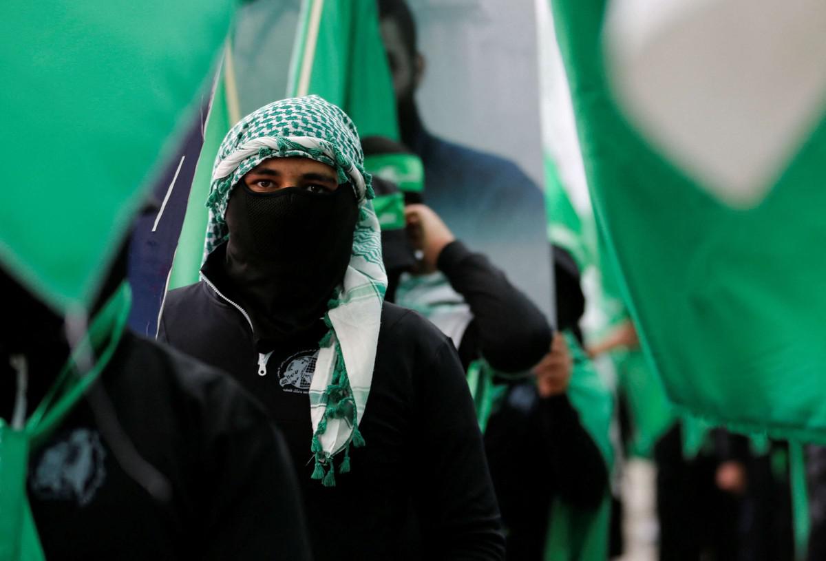 قلق إسرائيلي إزاء ازدياد عدد المقاتلين الذين لا يرتبطون بالفصائل القائمة