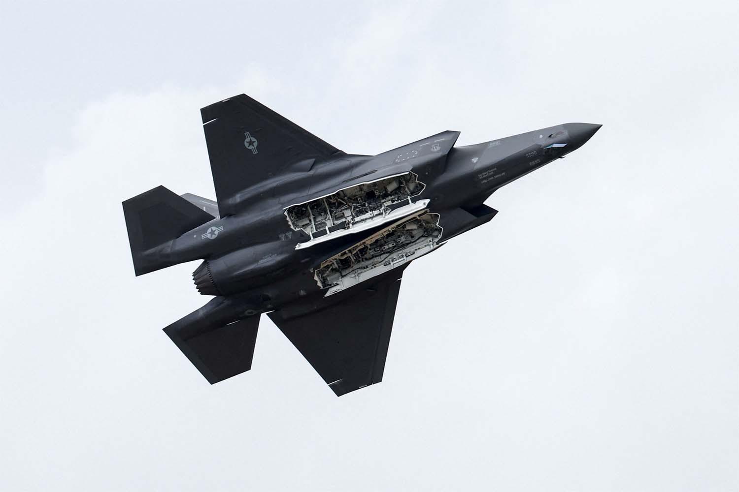 F-35 stealth fighter jet