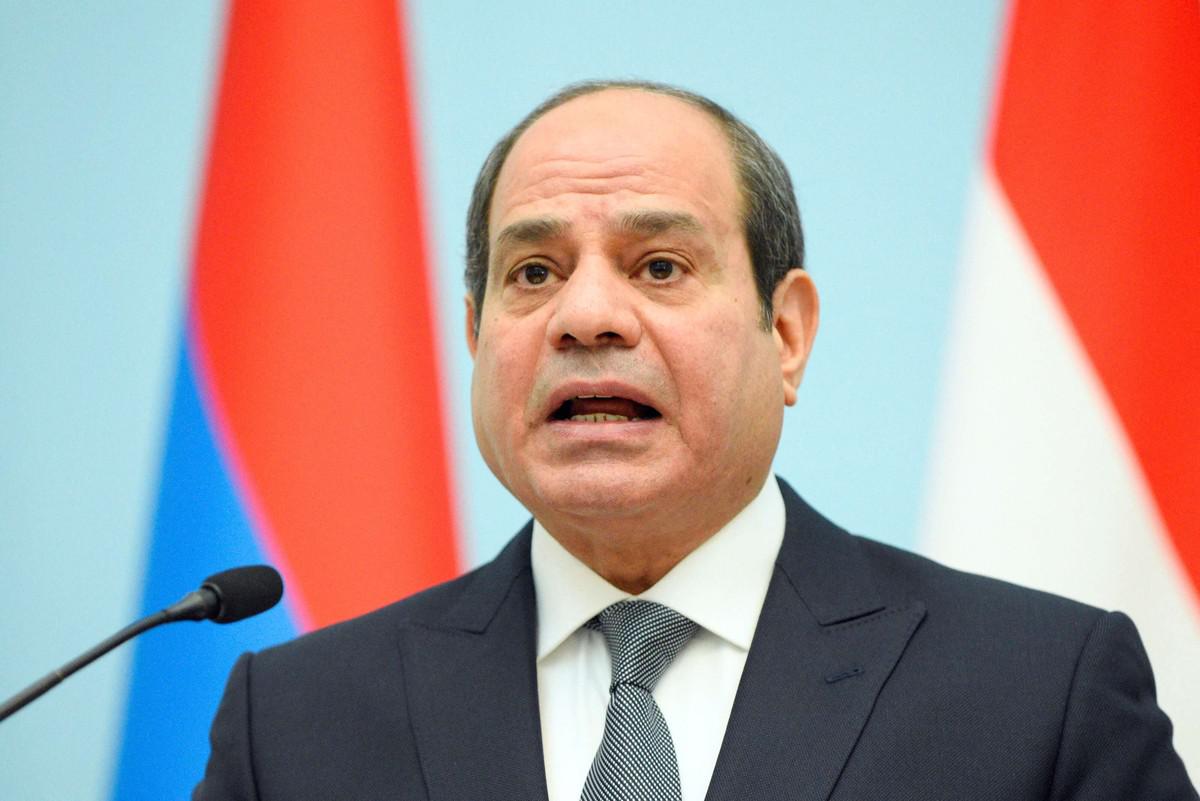 السيسي يؤكد انه يعمل على دعم جهود السلام لانهاء الحرب في غزة
