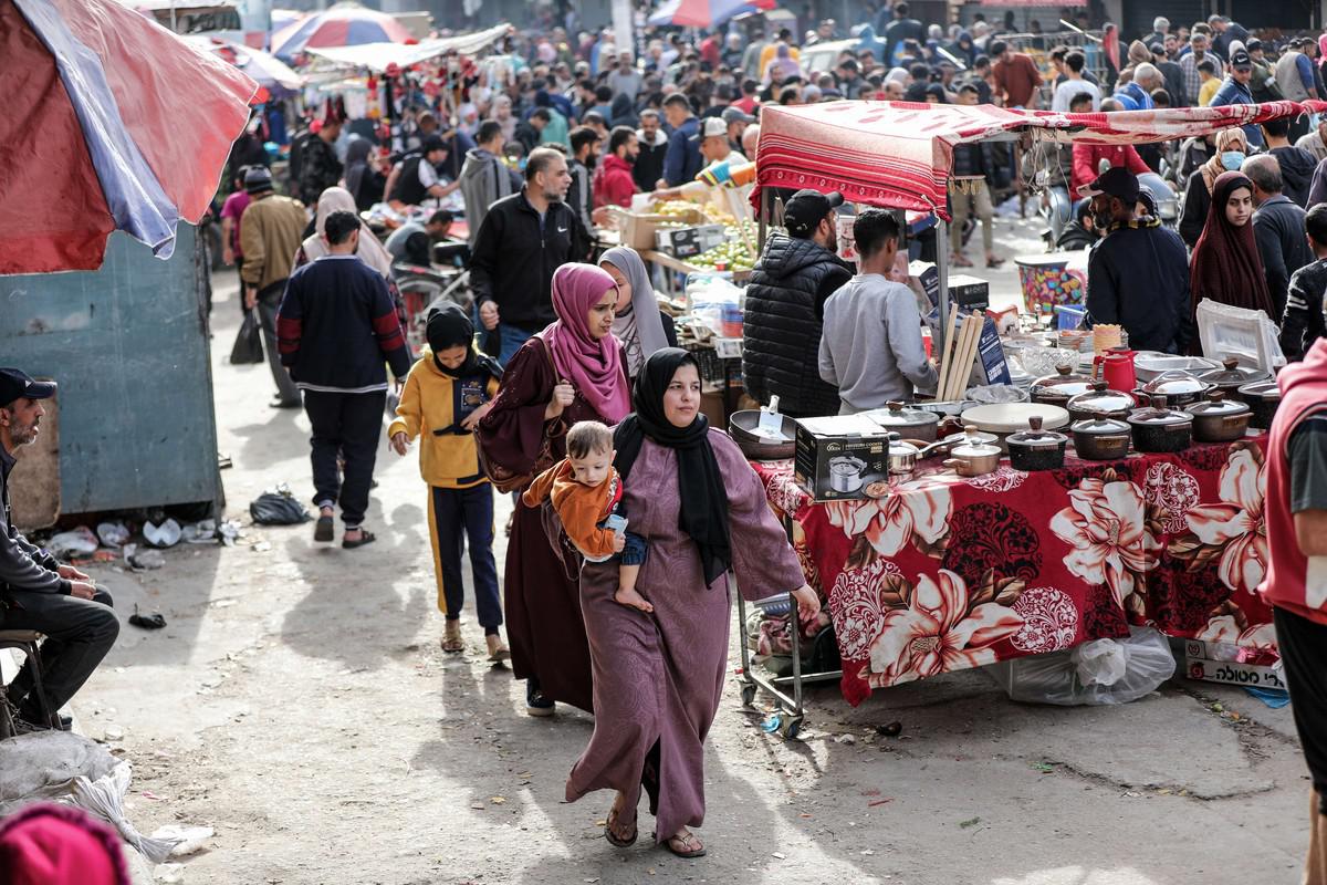 سكان غزة يحمّلون حركة حماس مسؤولية تفشّي الفقر والبطالة 