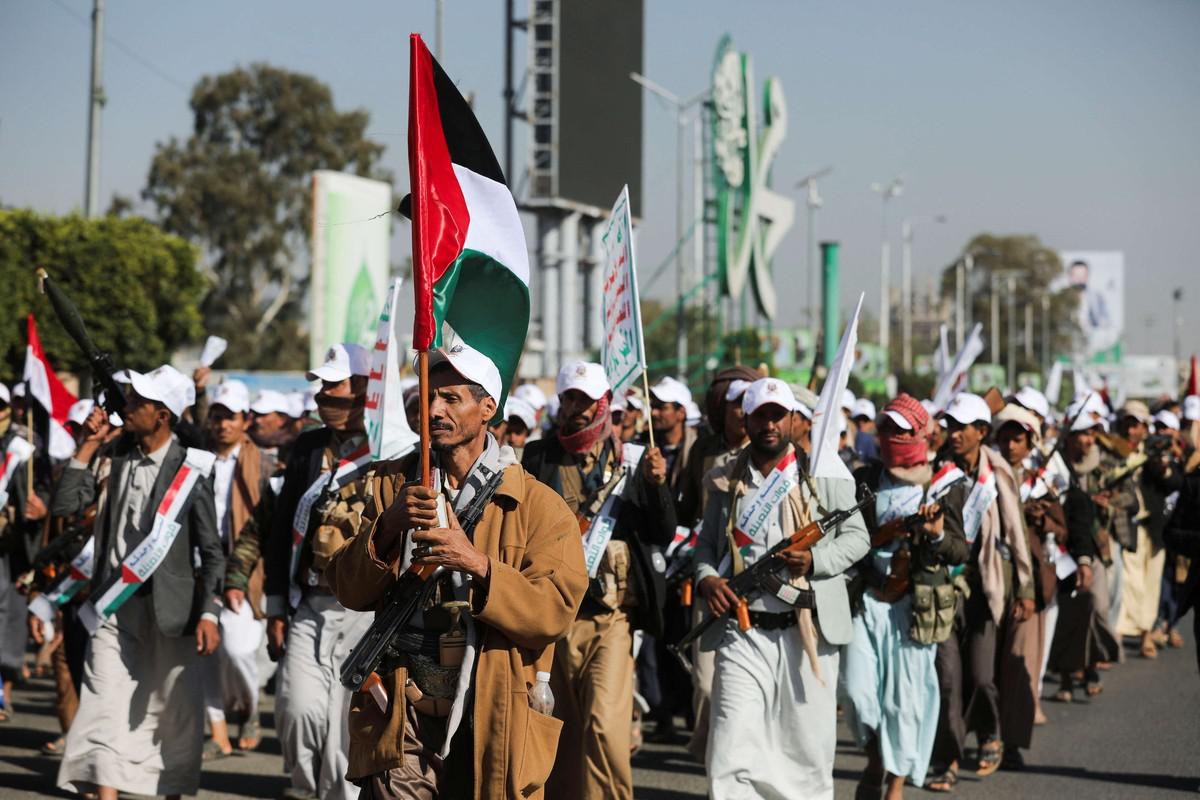 الحوثيون يستفيدون من توسع الصراع في المنطقة