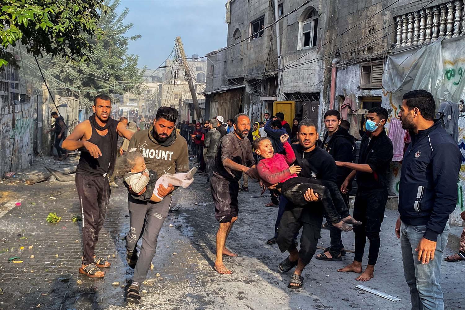 Israeli bombardments resume after the truce expired