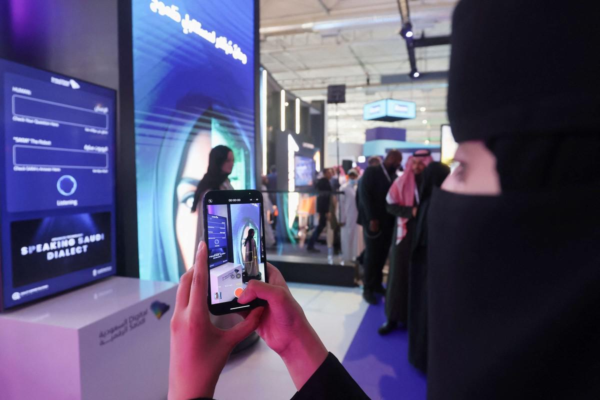جهود مستمرة للتطوير والتحديث في السعودية