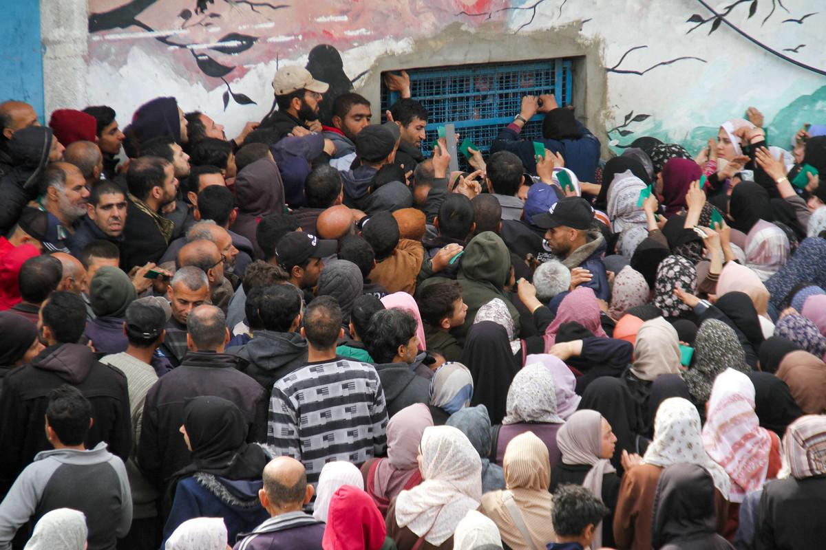 أونروا غير قادرة على دعم الفلسطينين بشكل كامل بسبب وقف التمويل والحرب