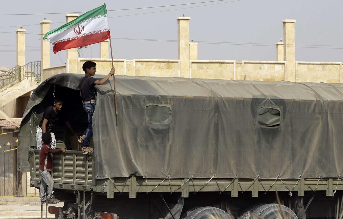 ايران تسعى لترسيخ نفوذها بالتقرب من الأهالي في دير الزور