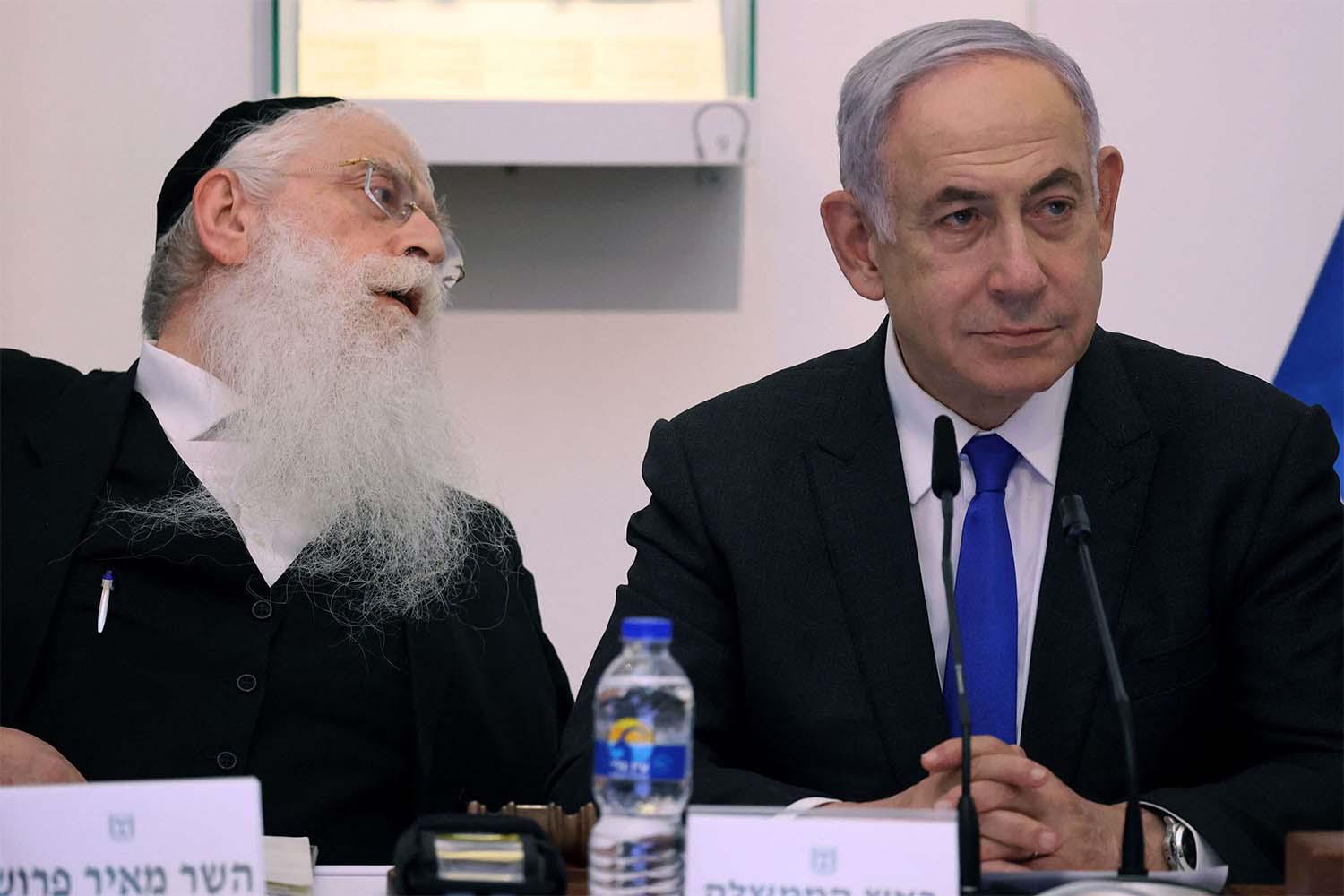 Who will be in the war cabinet?