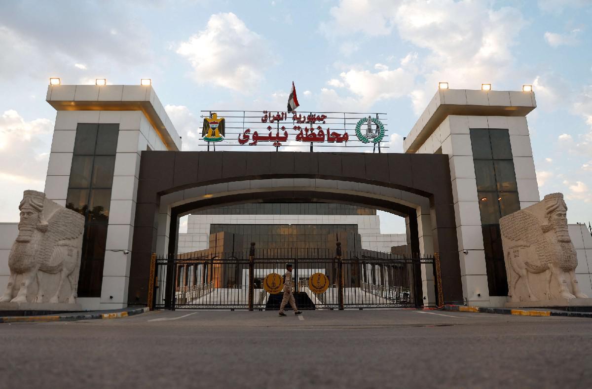 المحافظة أسيرة الصراعات السياسية