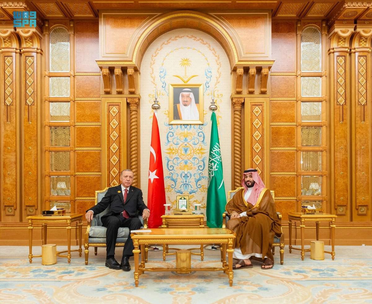 دبلوماسية سعودية نشطة للدفاع عن الفلسطينيين
