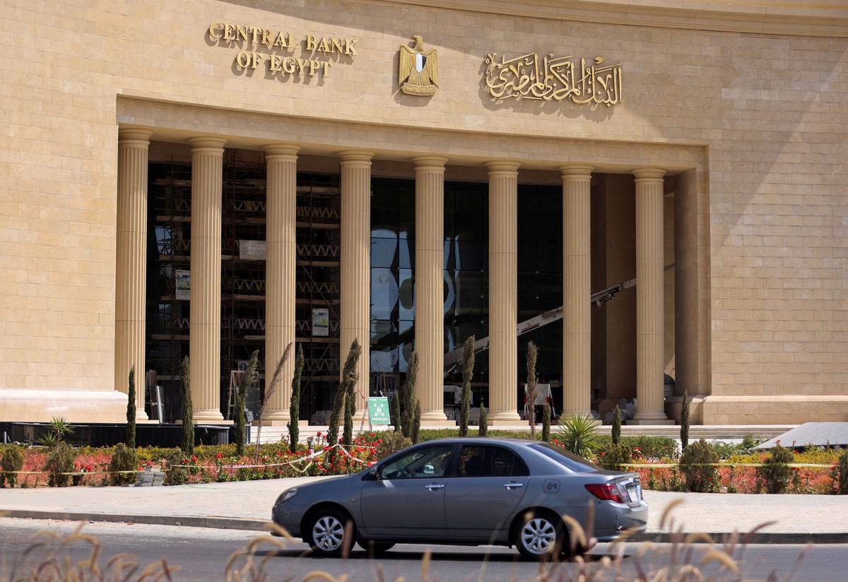 مصر فقدت نحو 6 مليارات دولار من إيرادات قناة السويس