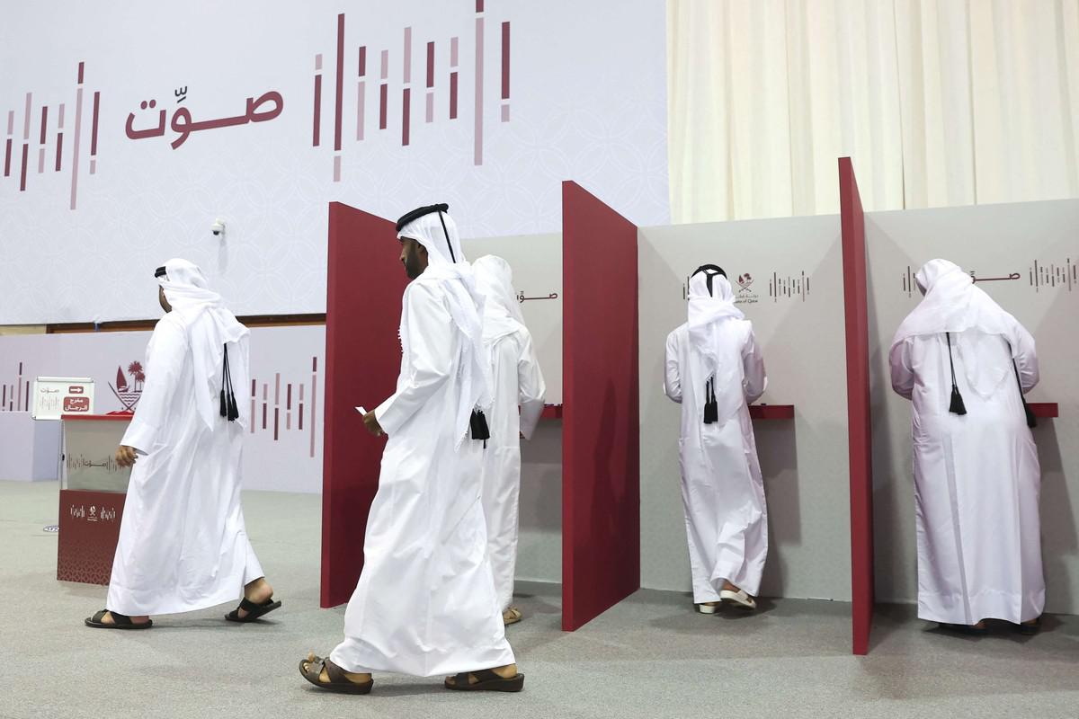 السلطات تؤكد وجود استجابة كبيرة من القطريين للمشاركة في الاستفتاء