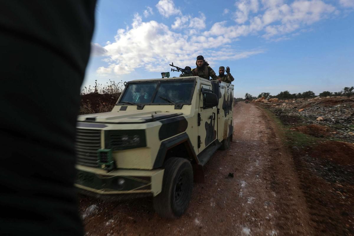 فصائل المعارضة تحقق تقدماً في ريف حلب الغربي