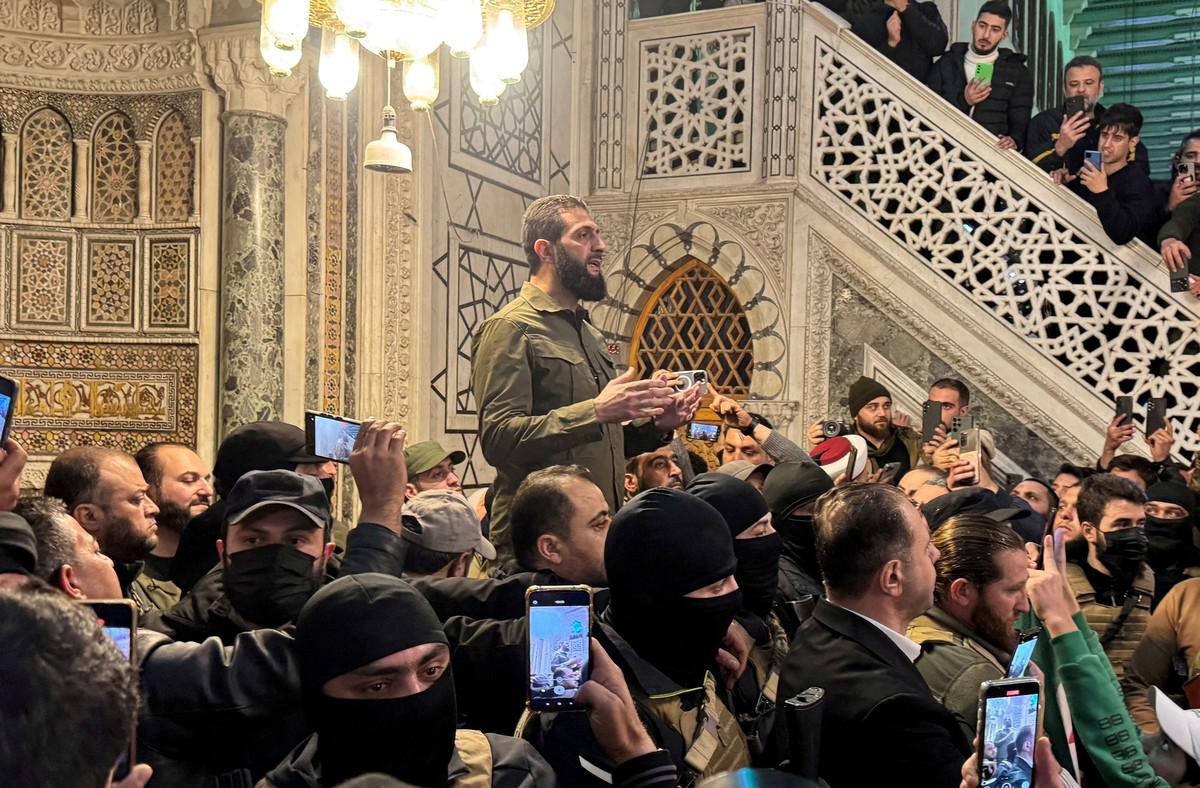 الجولاني يروج لخطاب مطمئن داخليا واقليميا