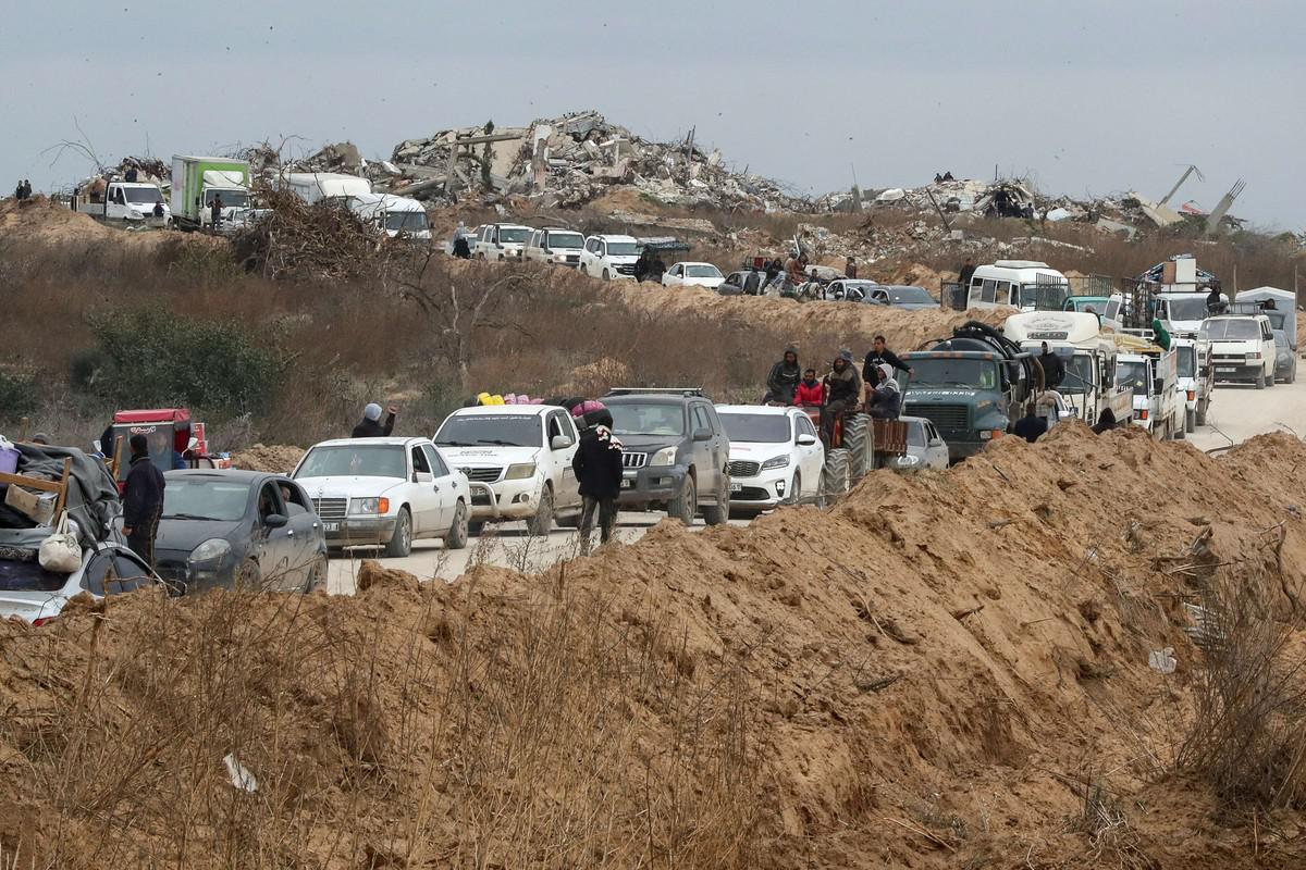 طريق صلاح الدين فتح في الإتجاهين أمام حركة المركبات بحرية