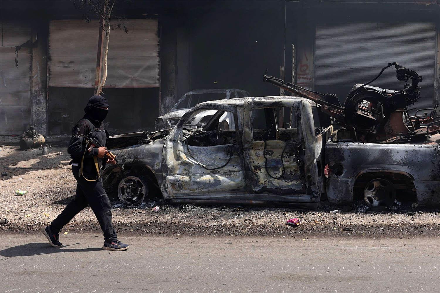 The clashes between Bedouins and Druze in parts of Sweida province continued into Friday