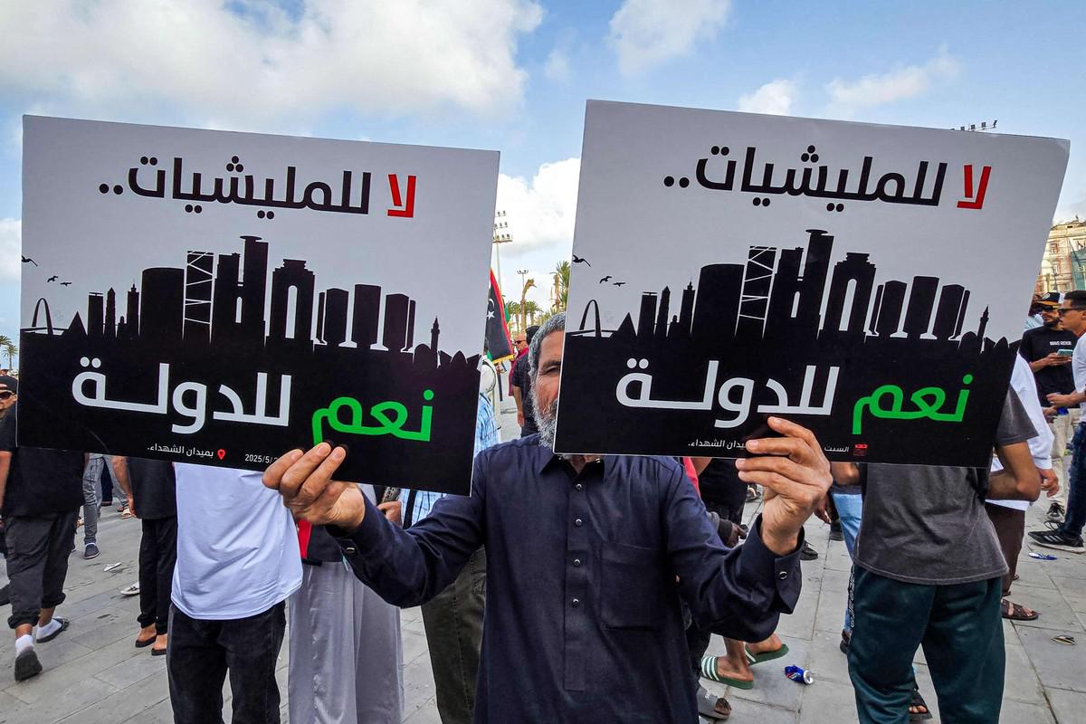 النزاعات بين الميليشيات والعائلات المتنفذة تهدد طرابلس