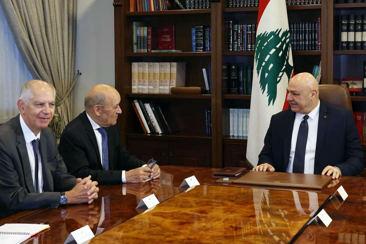 لودريان يجدد دعم باريس للبنان في مختلف المجالات