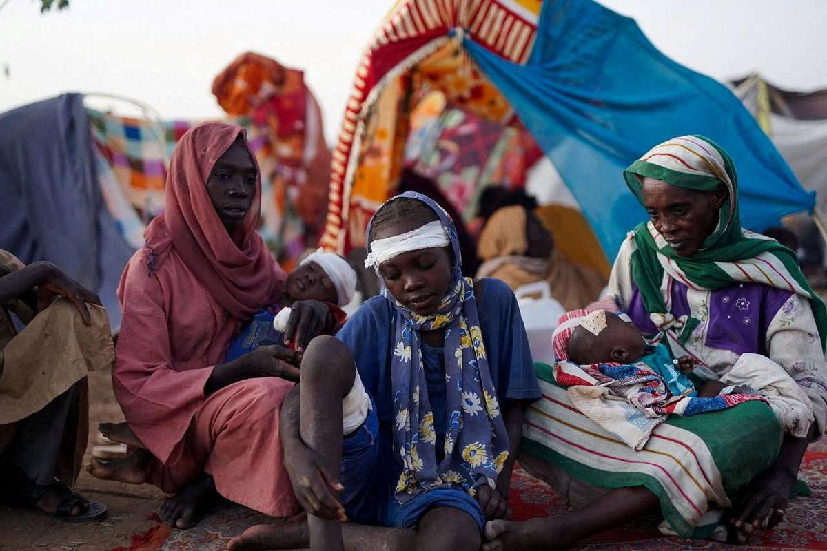 ملايين السودانيين يدفعون فاتورة تسييس المساعدات 