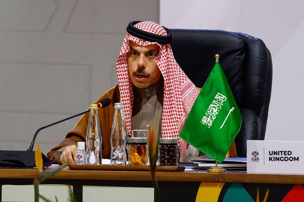 تحرك دبلوماسي خليجي لنزع فتيل التوتر 