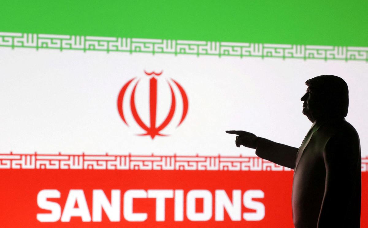 موقف الرئيس الأميركي لا يزال متشددا تجاه طهران رغم تراجع حدة الاحتجاجات