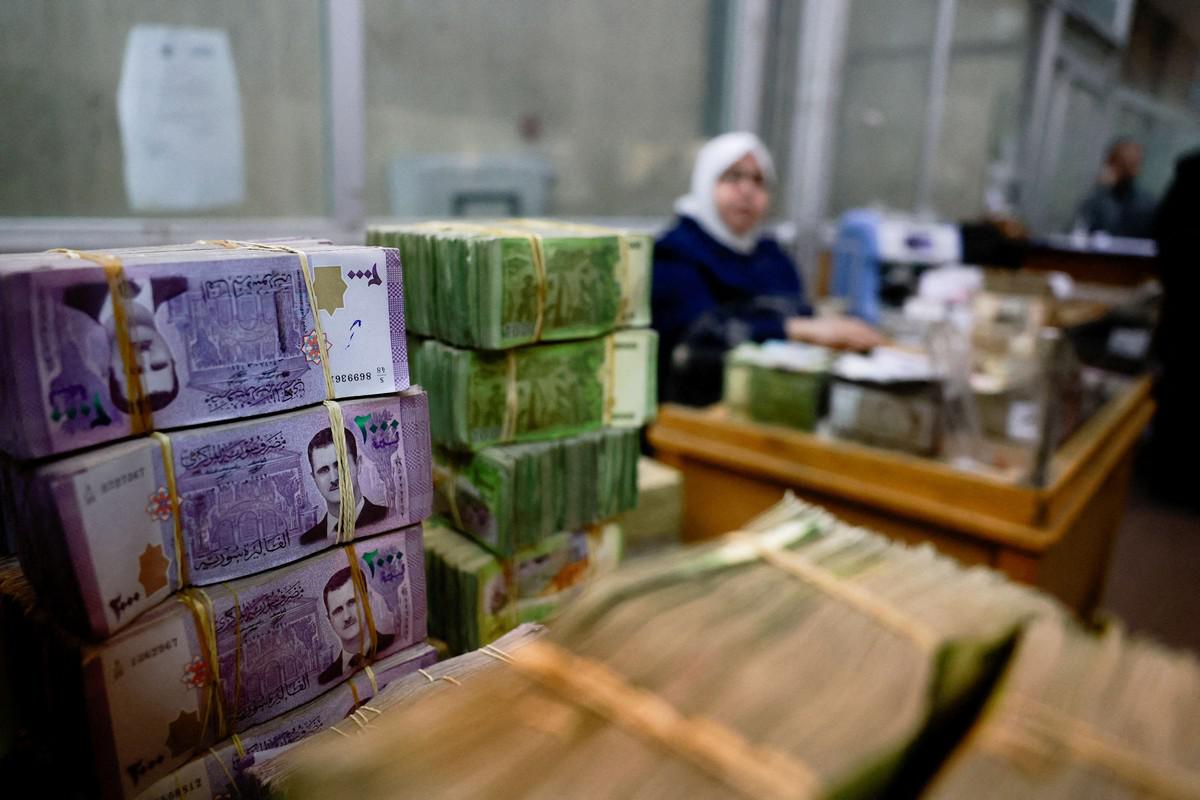  نهاية حقبة التضخم المليوني
