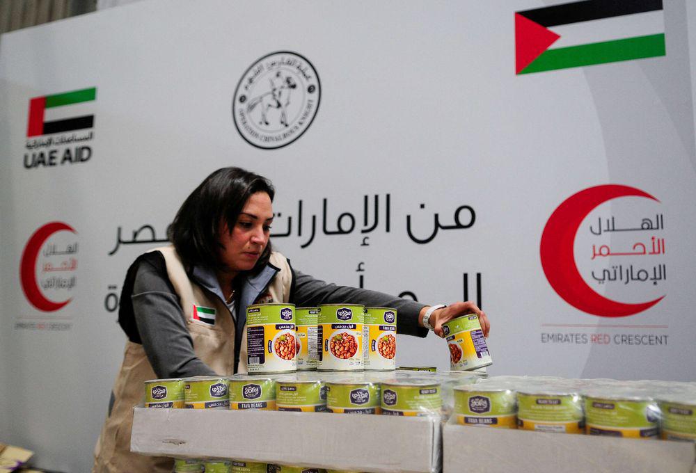 المجتمع الإماراتي يكشف عن معدنه الأصيل