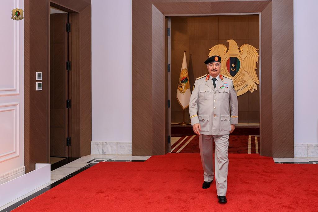 حفتر يريد جعل المؤسسة العسكرية ركيزة لأي مرحلة انتقالية في ليبيا
