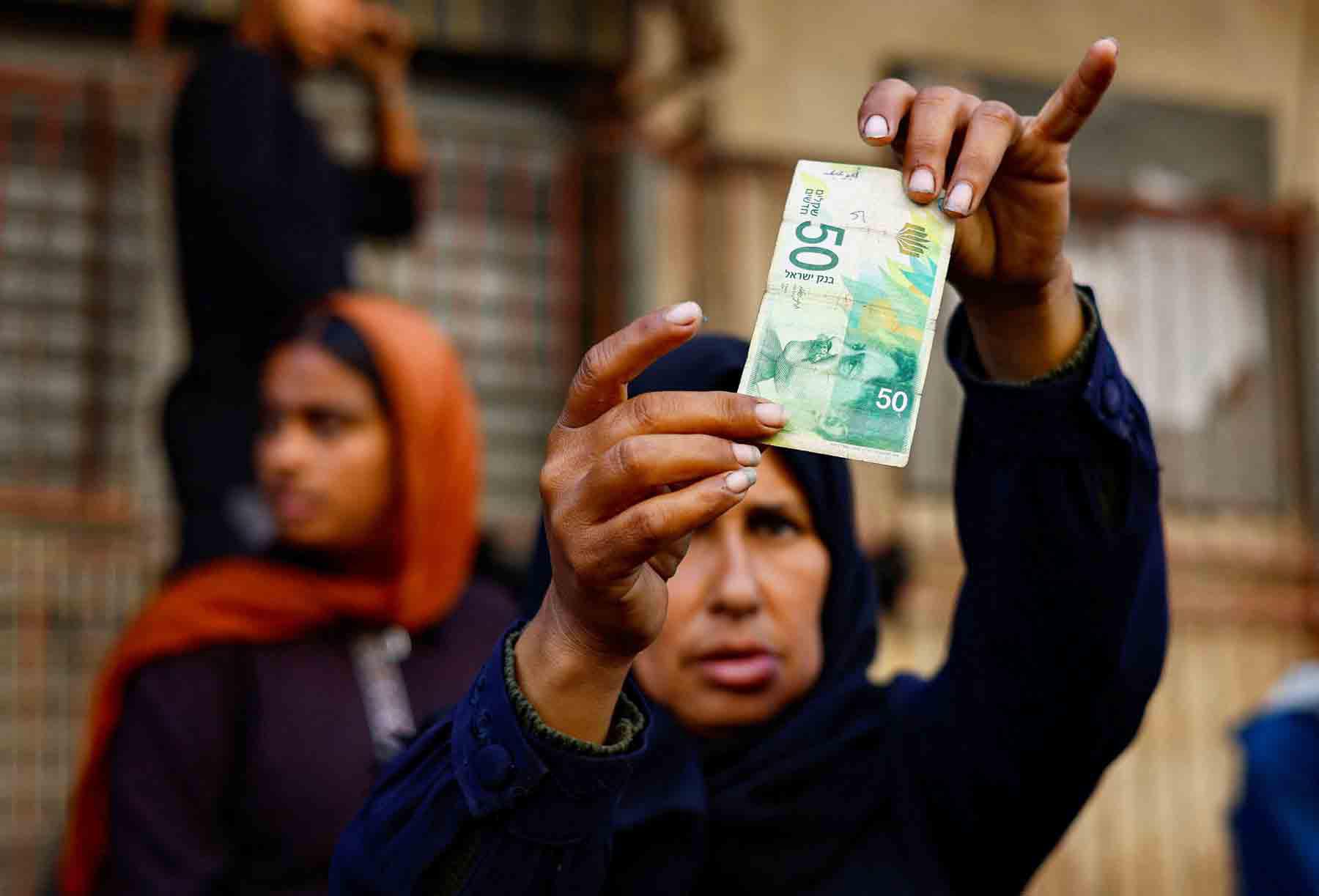 Financial revolution or new trap?