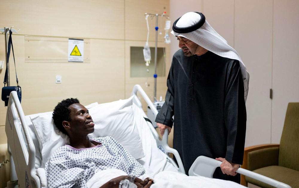 الشيخ محمد بن زايد أدلى بتصريحاته عند زيارة المصابين في الهجمات