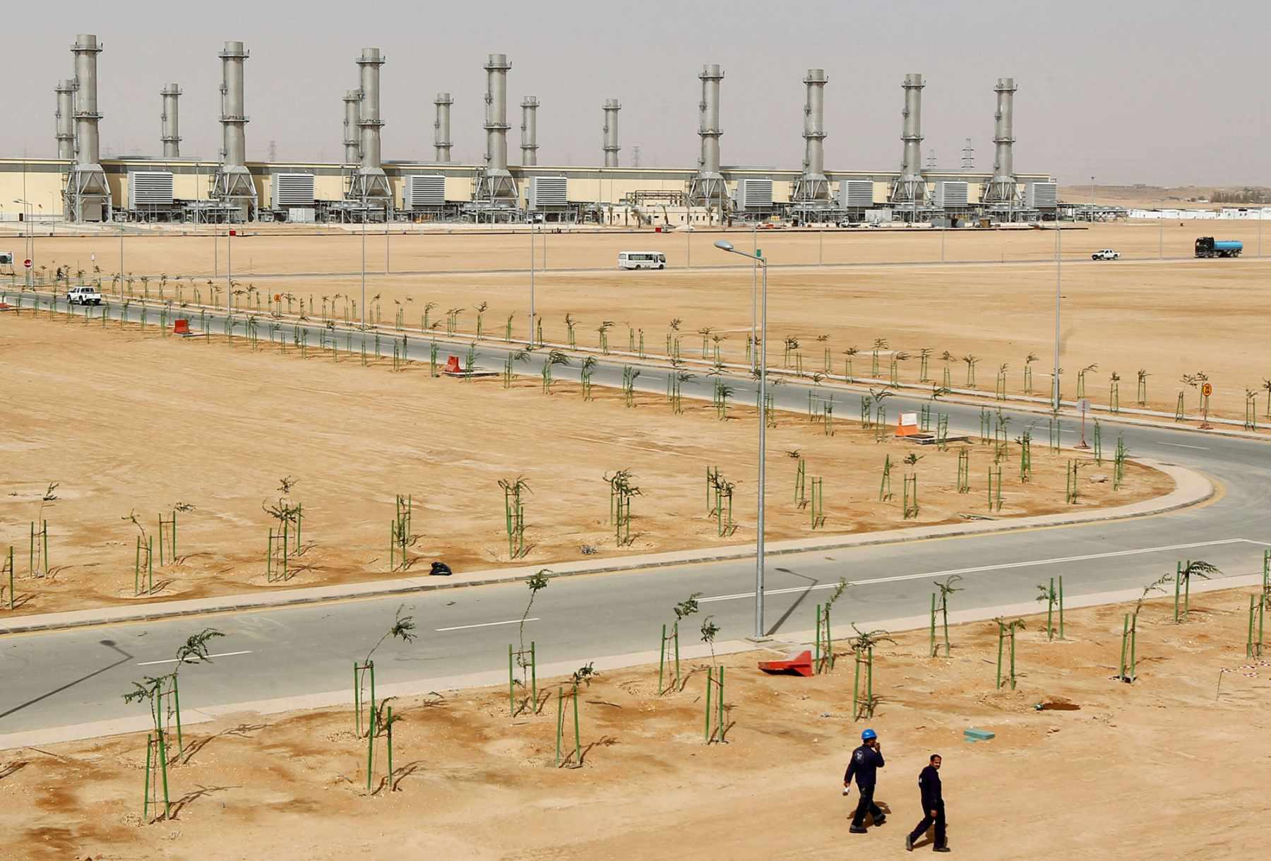 Fears of mass disruption to desalination for drinking water