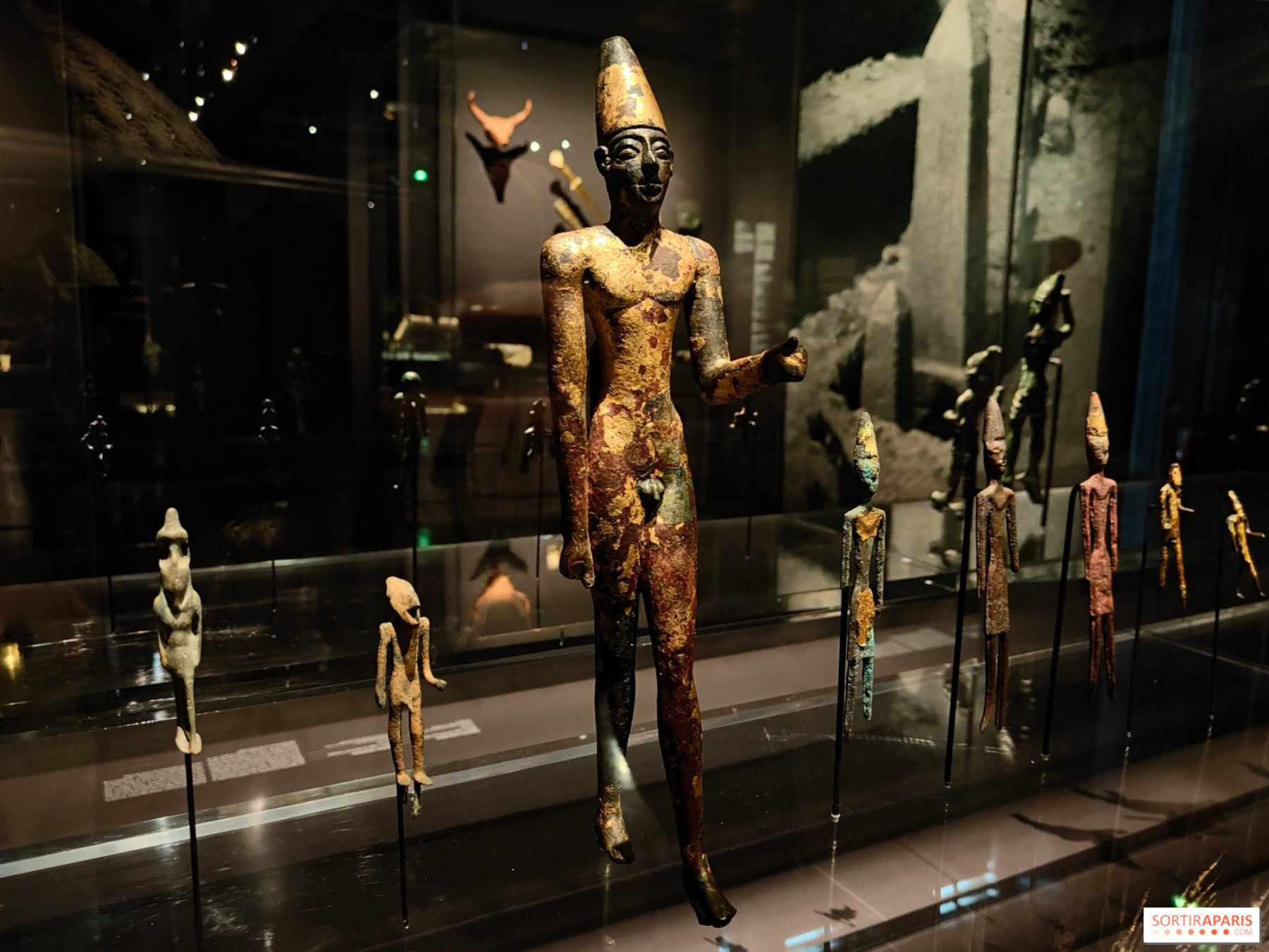 The exhibition features more than 400 artefacts
