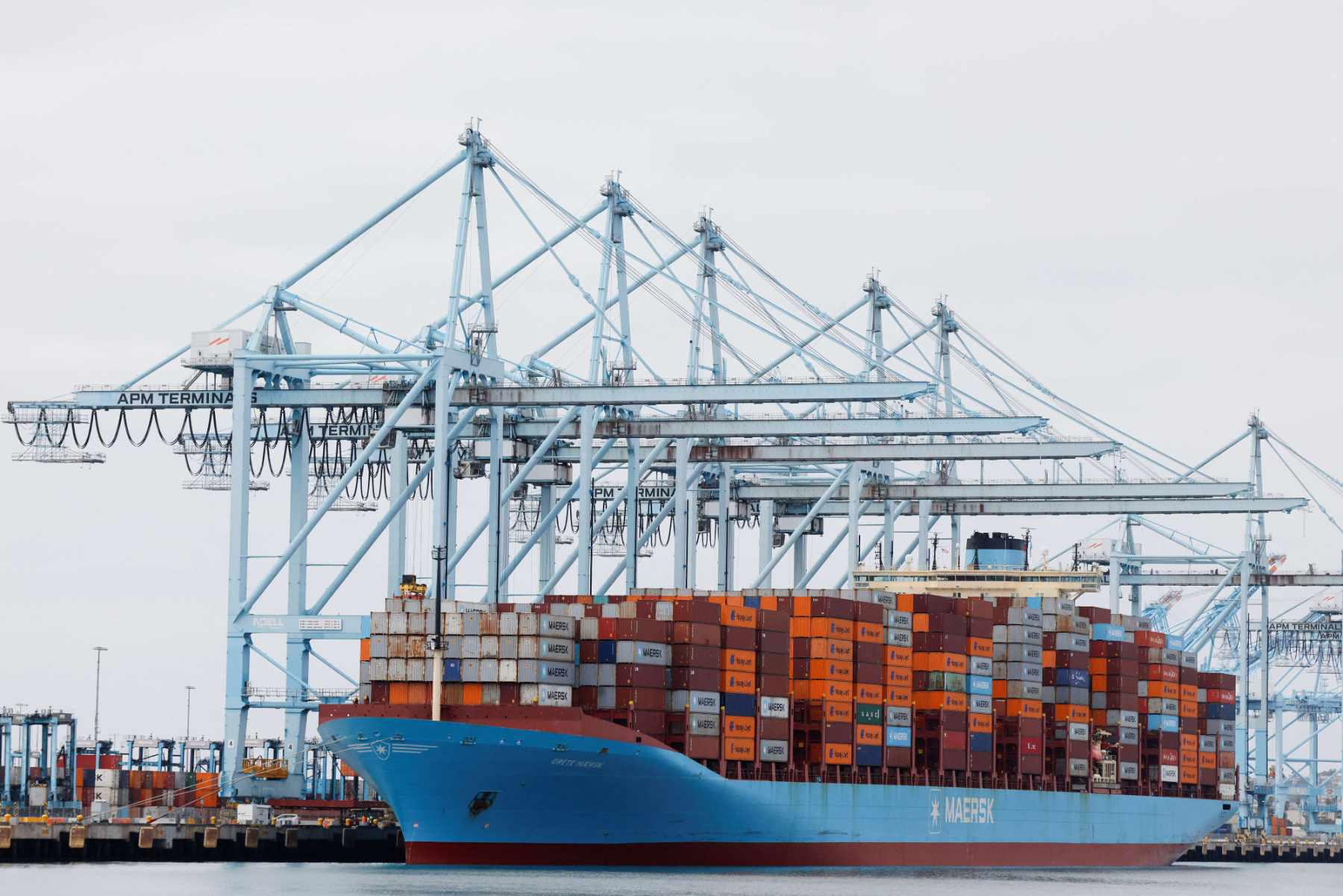 Prioritising critical goods, namely food and medicines