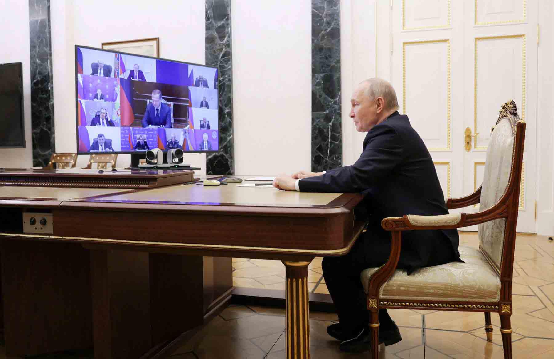 The Kremlin has not signalled any immediate intent to intervene militarily