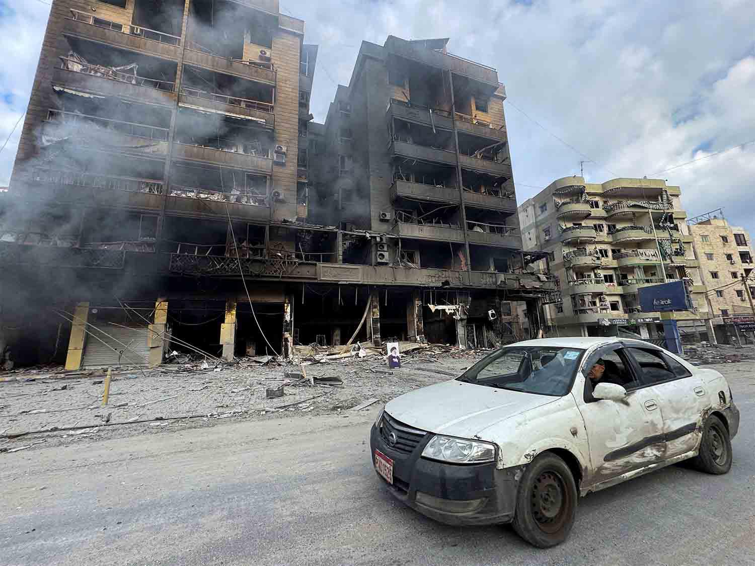 Beirut's southern suburbs pounded by  Israeli strikes