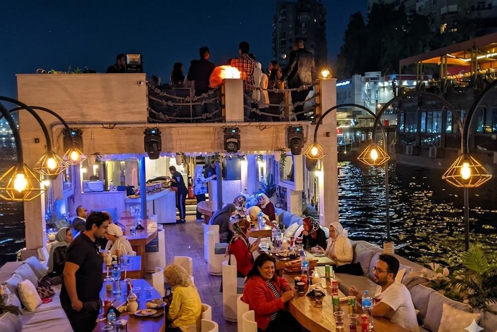 القاهرة