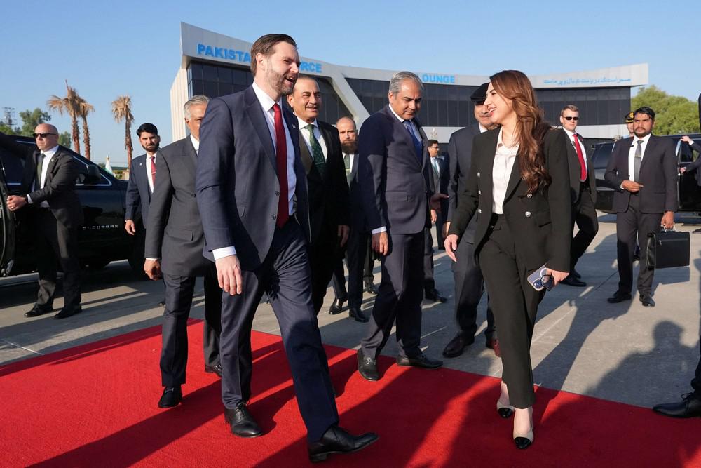 نهاية الجولة الأولى من مفاوضات باكستان لا تعني انهيارا كليا للمحادثات الايرانية الاميركية