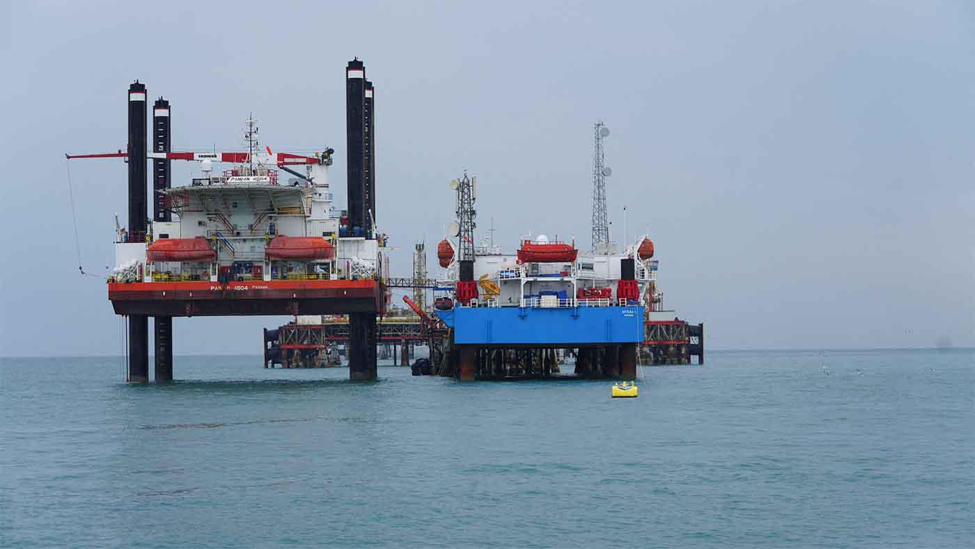 Floating oil export loading platforms at the Basra Oil Port, Iraq